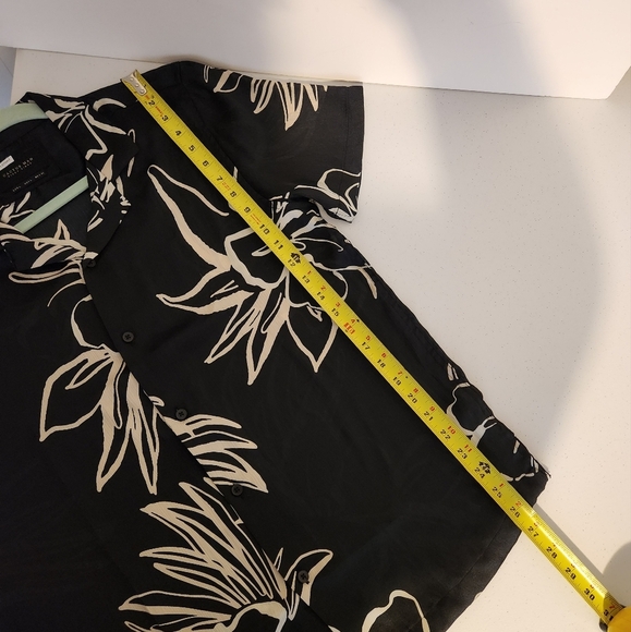 Cactus Man Ricky Singh Sheer Navy Tropical Floral Short Sleeve Button Down Large - Picture 7 of 8